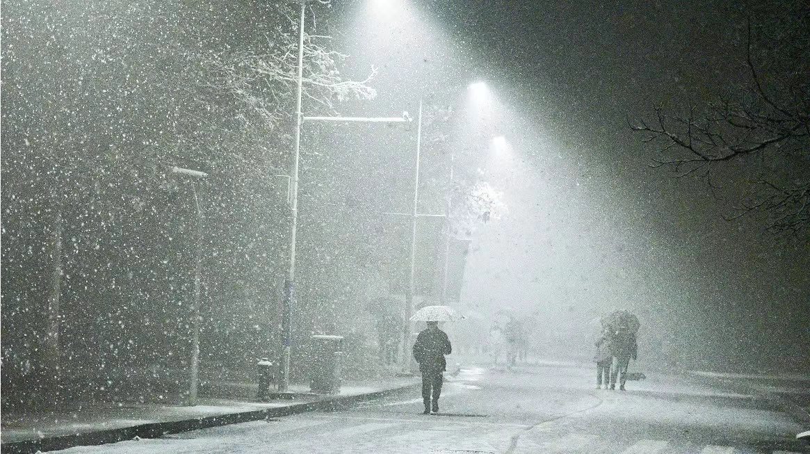 初雪已至，預(yù)見不如遇見